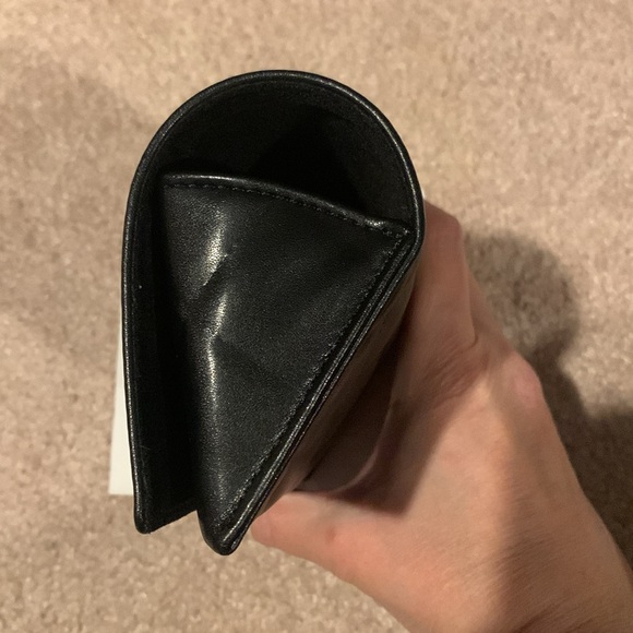 Chanel sunglasses magnetic case - Picture 6 of 9